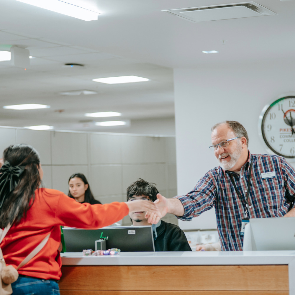 Advising and Testing Front Desk