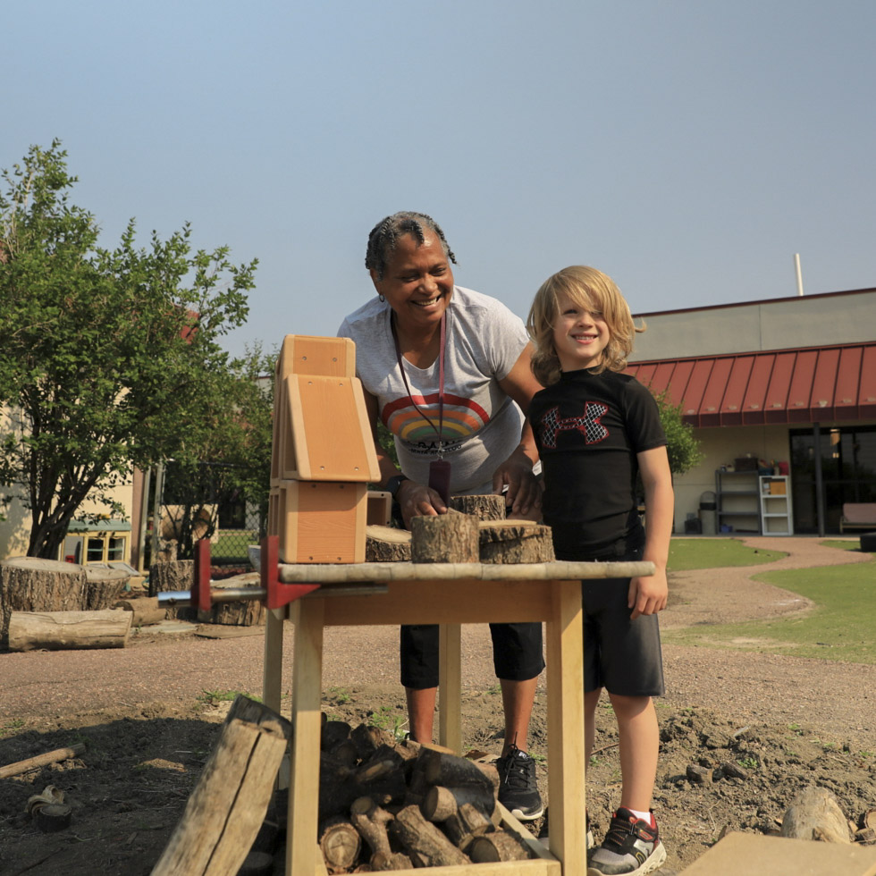 student meeting with an advisor