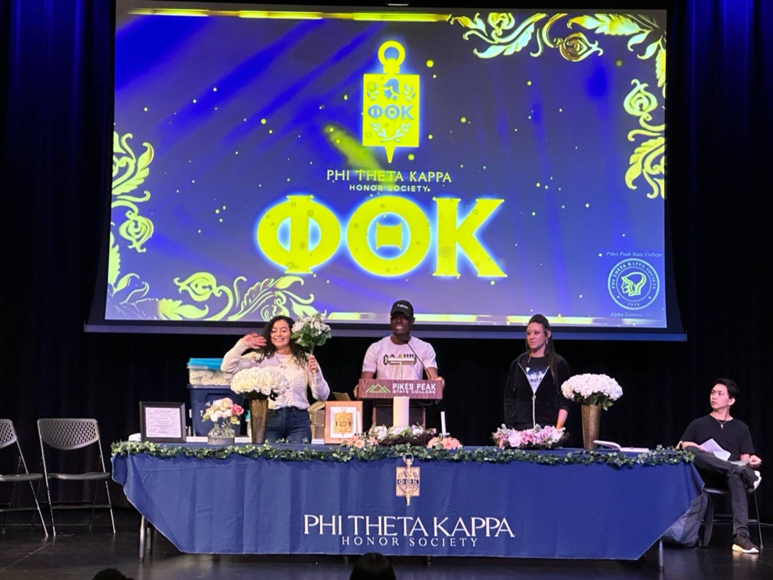 women with peace sign