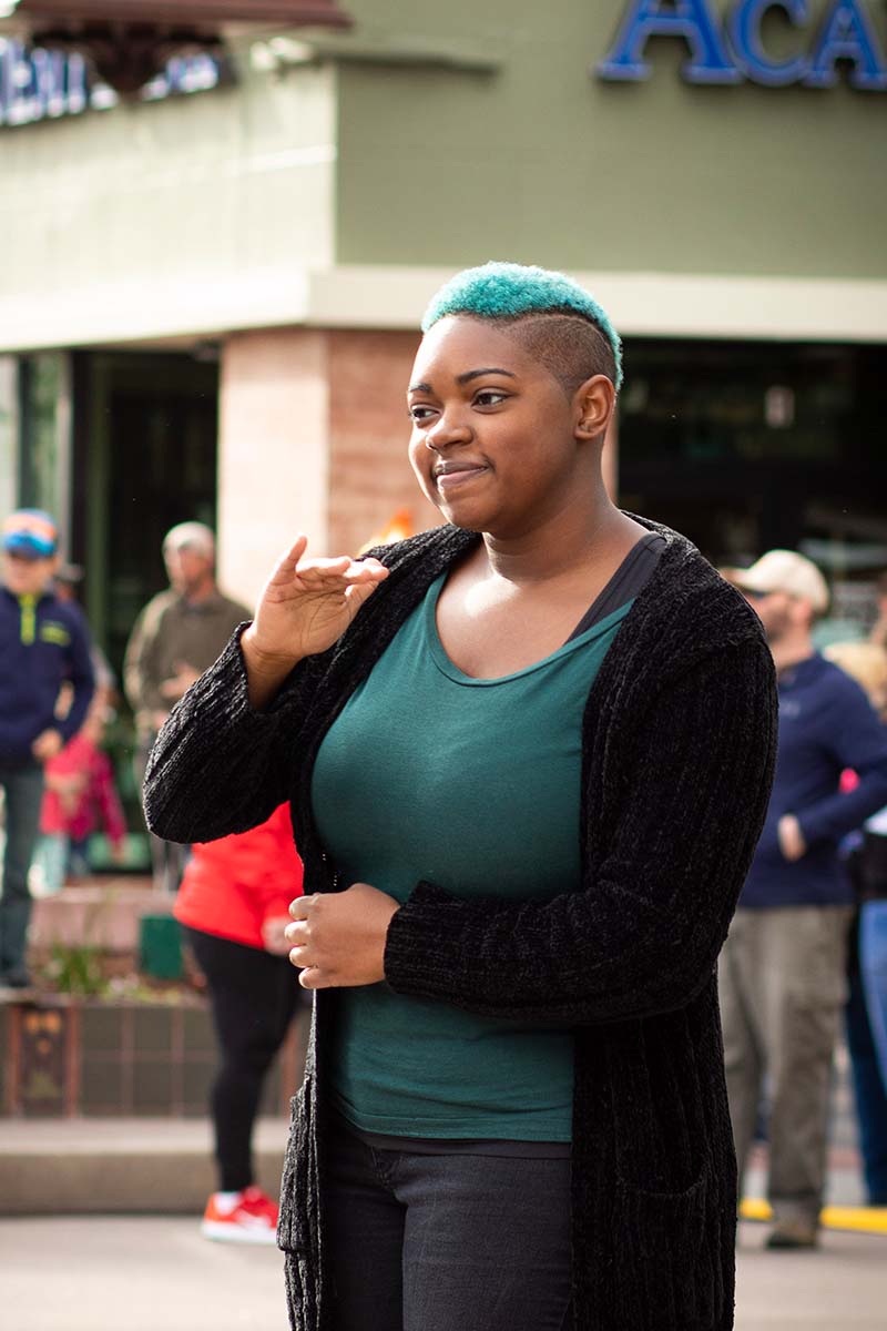 ppsc sign language student interpreting at event