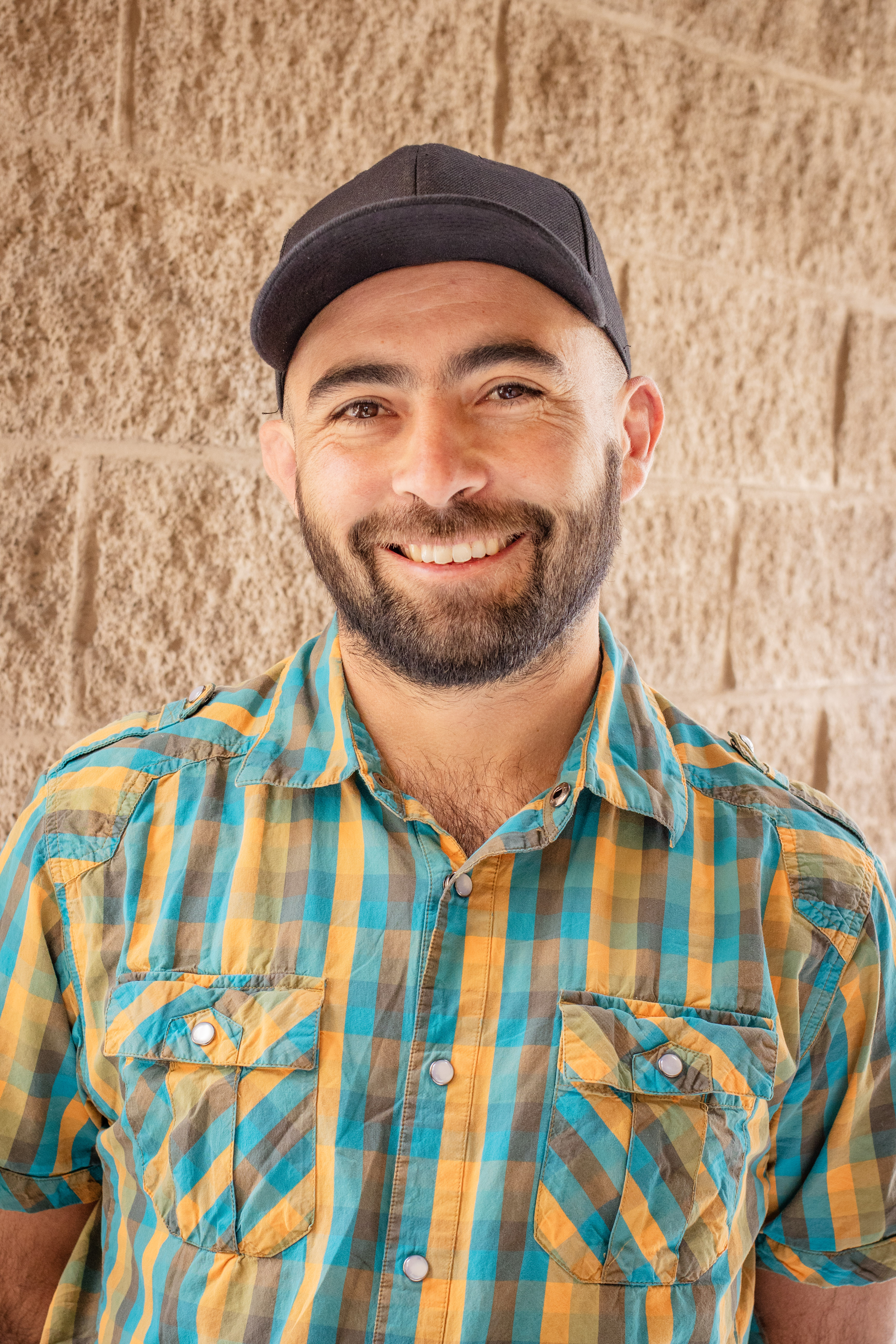 travis lee headshot